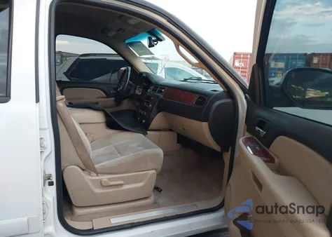 2007 Chevrolet Tahoe Lt from USA, damaged, VIN 1GNFK130X7R227179